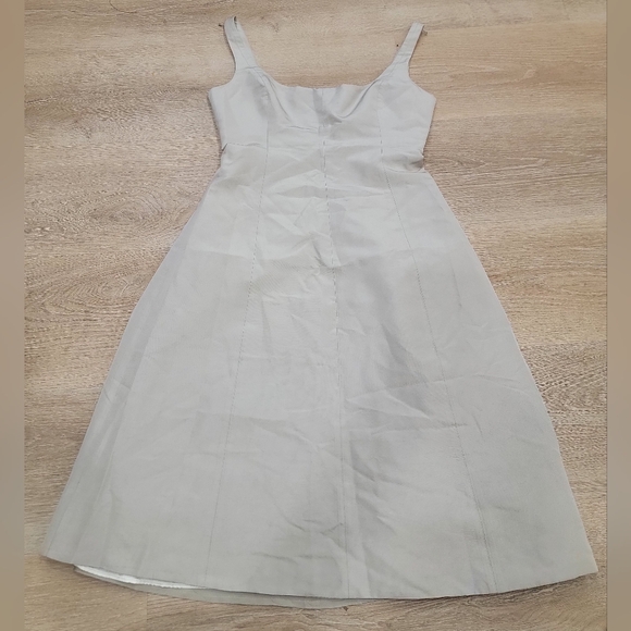 J.Crew Women's Scoopneck A-Line Midi Dress size 6 Champaign - Picture 2 of 4